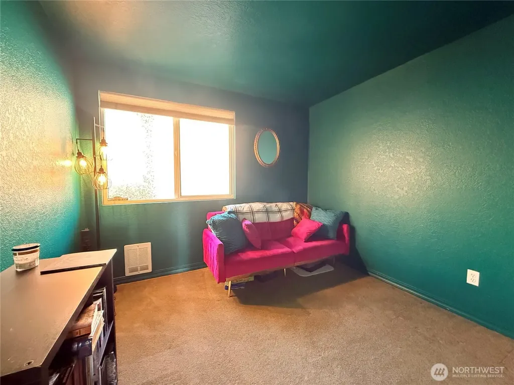 1700 Sunn Fjord Lane Bremerton WA 98312