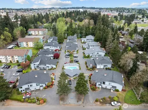 1826 S 330th Federal Way WA 98003
