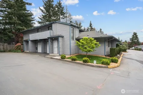 1826 S 330th Federal Way WA 98003