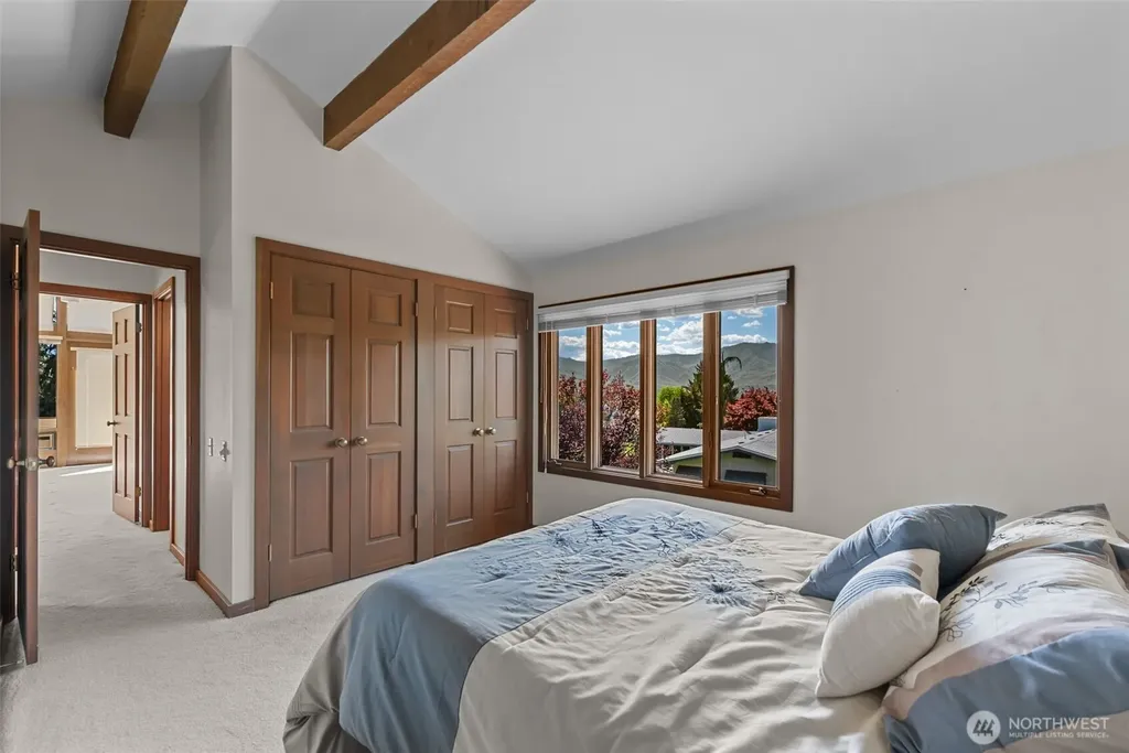414 19th Street NE East Wenatchee WA 98802