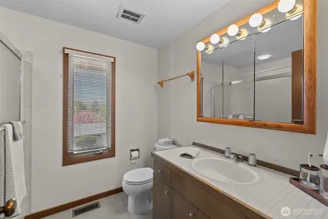 414 19th Street NE East Wenatchee WA 98802