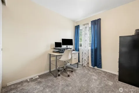 9211 64th Avenue Ct E Puyallup WA 98371