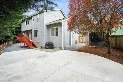 9211 64th Avenue Ct E Puyallup WA 98371
