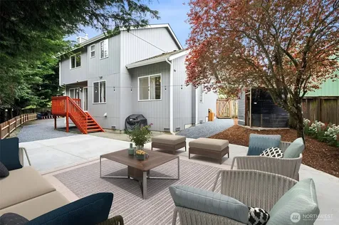 9211 64th Avenue Ct E Puyallup WA 98371