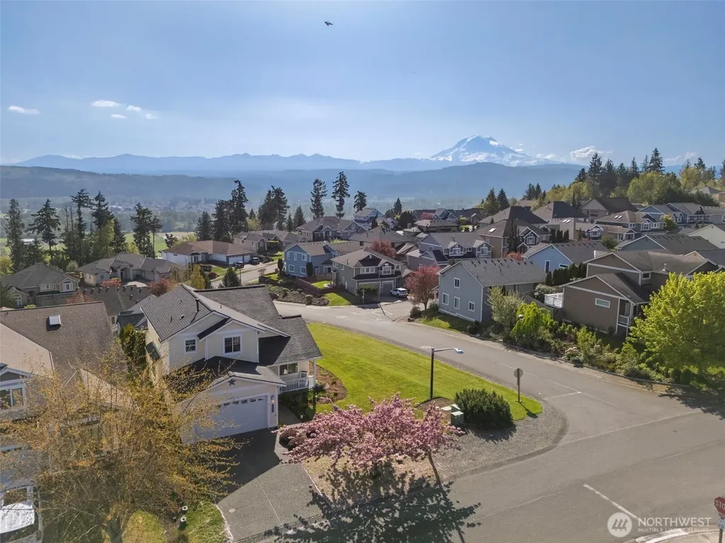 17023 139th Avenue E Puyallup WA 98374