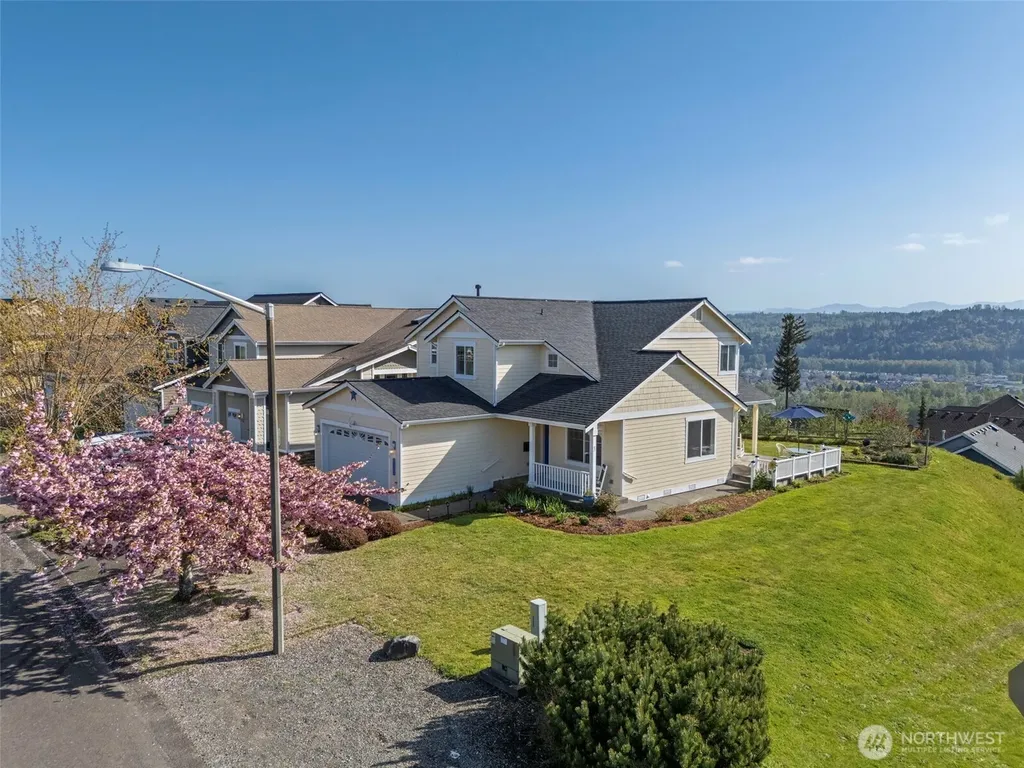 17023 139th Avenue E Puyallup WA 98374