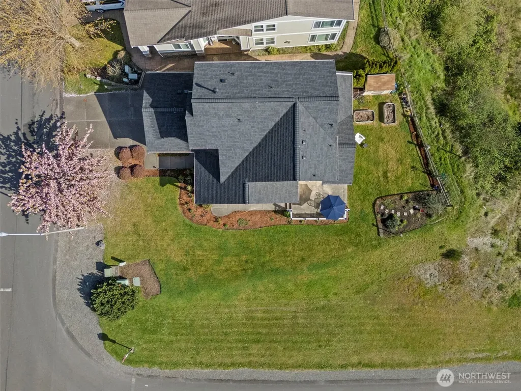 17023 139th Avenue E Puyallup WA 98374