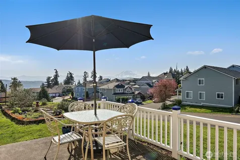 17023 139th Avenue E Puyallup WA 98374