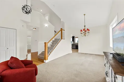17023 139th Avenue E Puyallup WA 98374