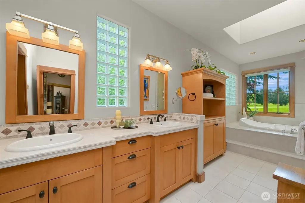 8789 Wood Duck Way Blaine WA 98230
