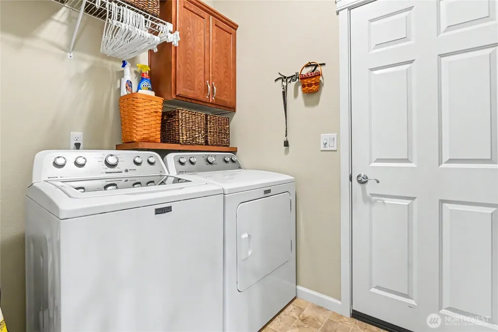 6832 Bellamae Court SW Tumwater WA 98512