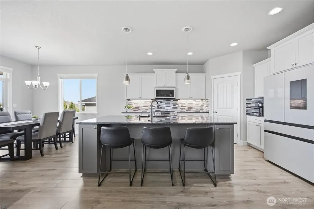 2652 W 44th Place Kennewick WA 99337