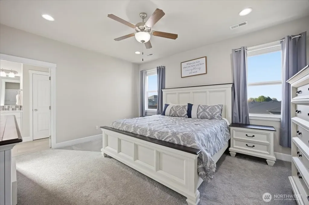 2652 W 44th Place Kennewick WA 99337