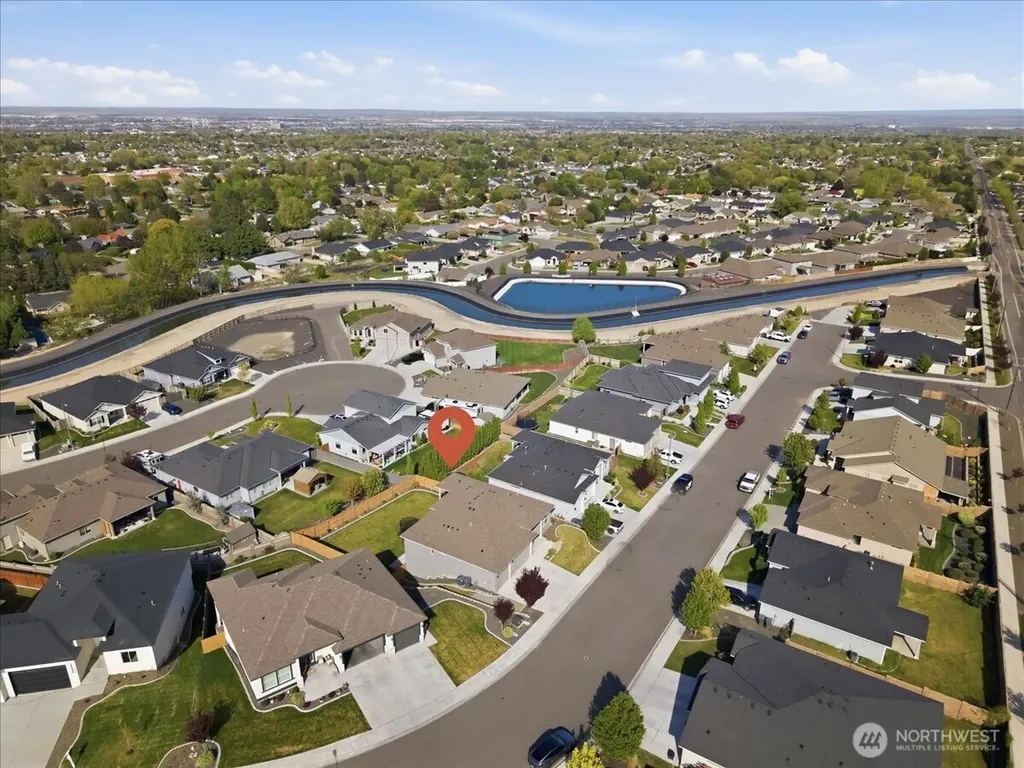 2652 W 44th Place Kennewick WA 99337