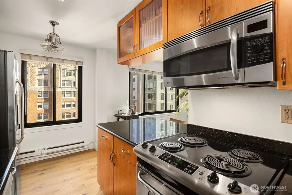1105 Spring Street Seattle WA 98104