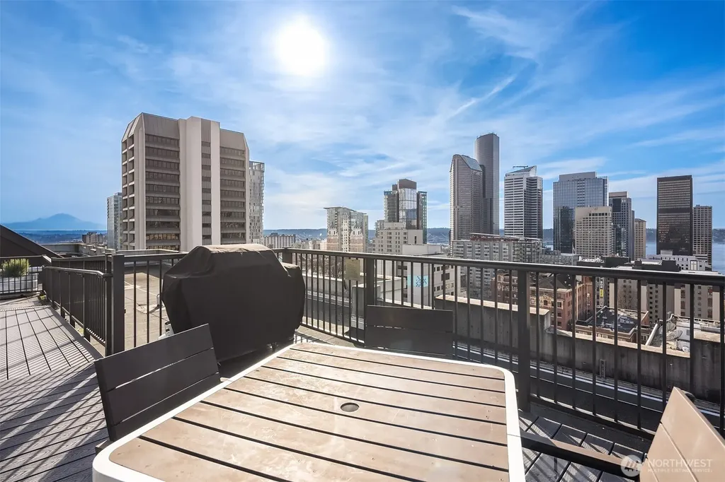 1105 Spring Street Seattle WA 98104