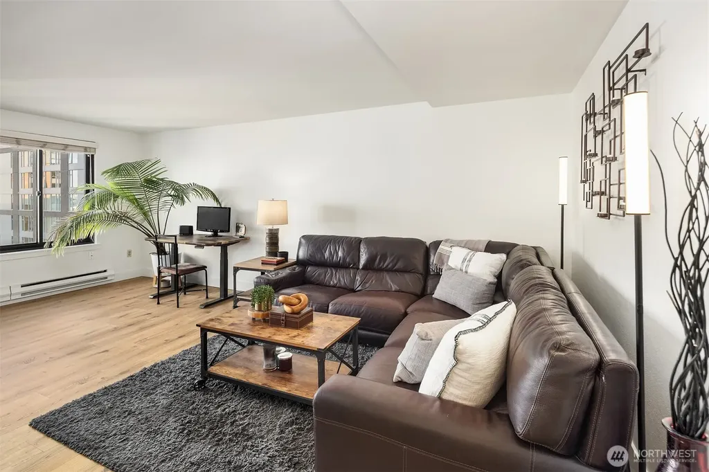 1105 Spring Street Seattle WA 98104