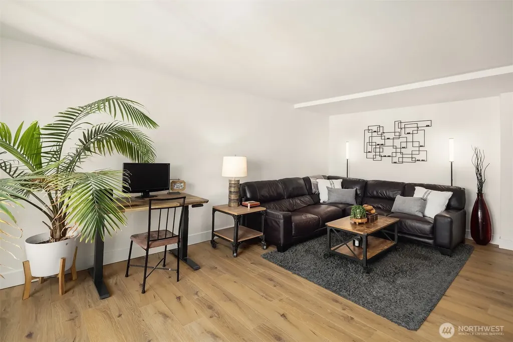 1105 Spring Street Seattle WA 98104