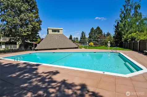 6343 Sand Point Way NE Seattle WA 98115