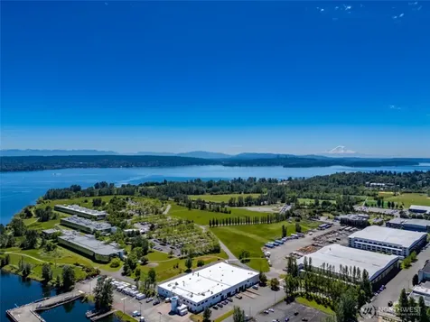 6343 Sand Point Way NE Seattle WA 98115
