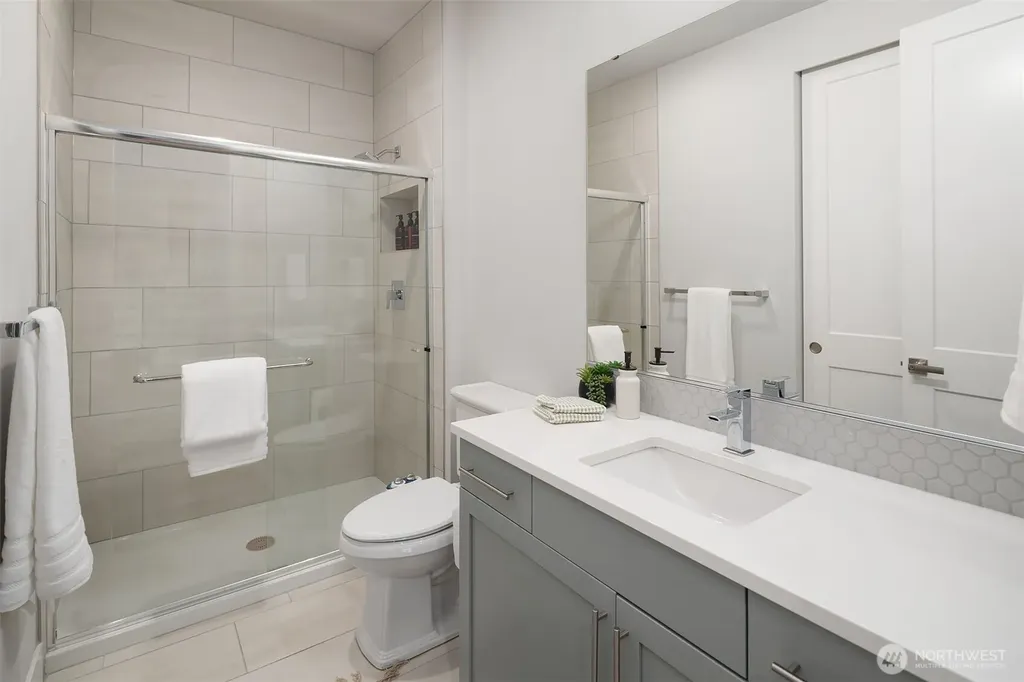 7226 NE 129th Street Kirkland WA 98034