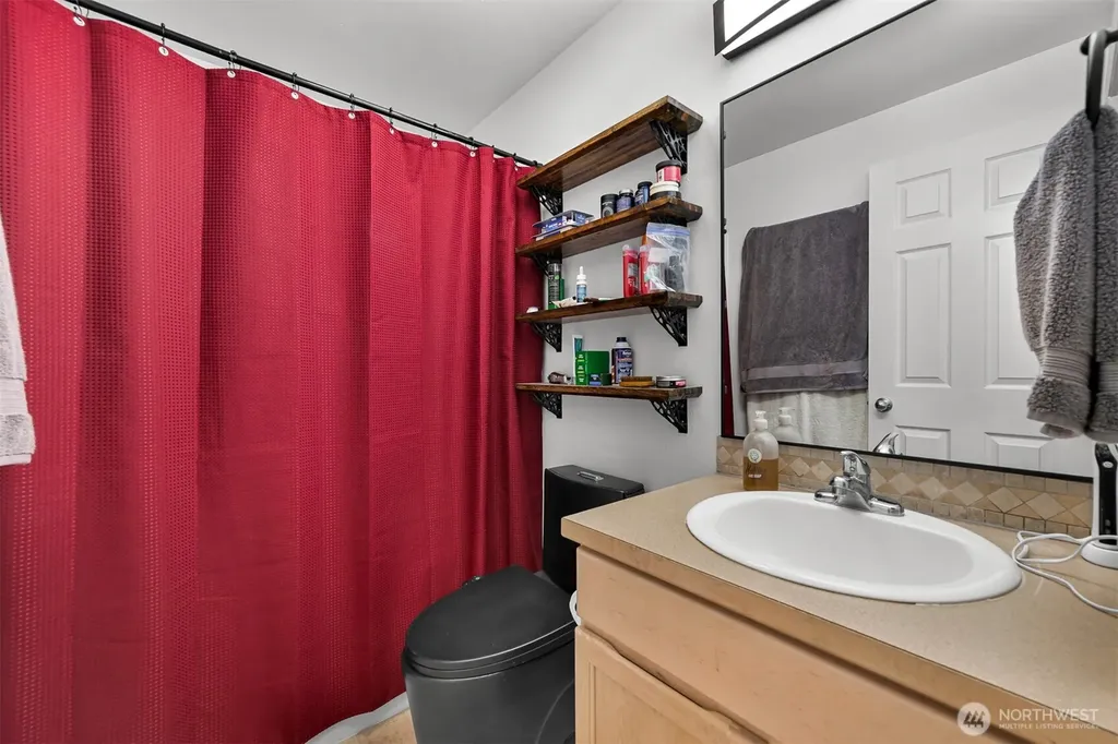4719 Sandcastle Drive Blaine WA 98230
