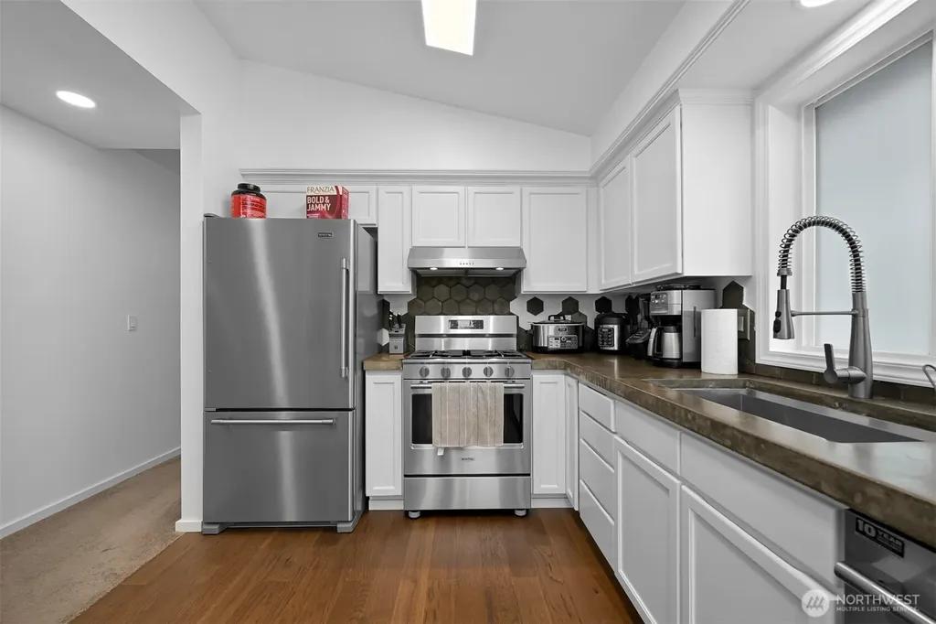 4719 Sandcastle Drive Blaine WA 98230