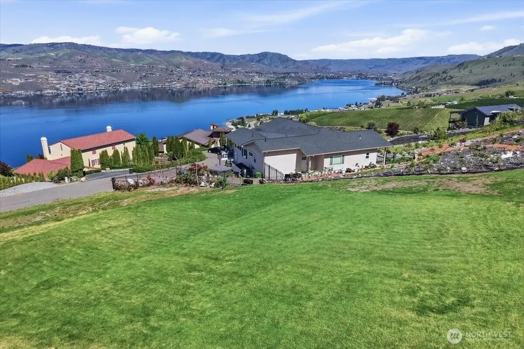 145 Mirabella Drive Chelan WA 98816