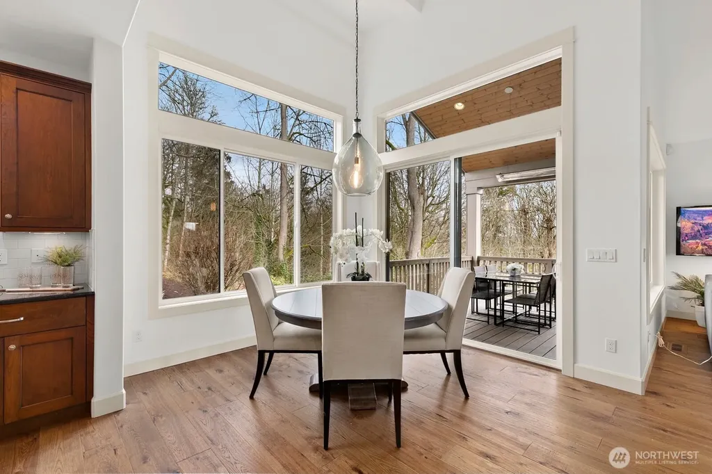 9026 NE 127th Place Kirkland WA 98034