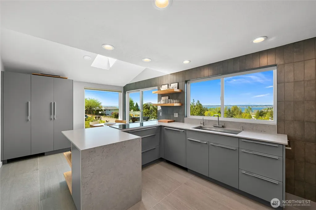 220 Bayside Road Bellingham WA 98225