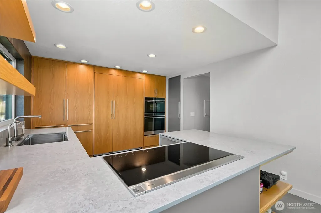 220 Bayside Road Bellingham WA 98225