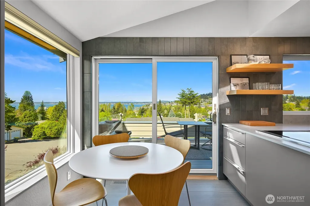220 Bayside Road Bellingham WA 98225