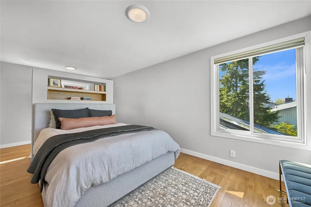 220 Bayside Road Bellingham WA 98225