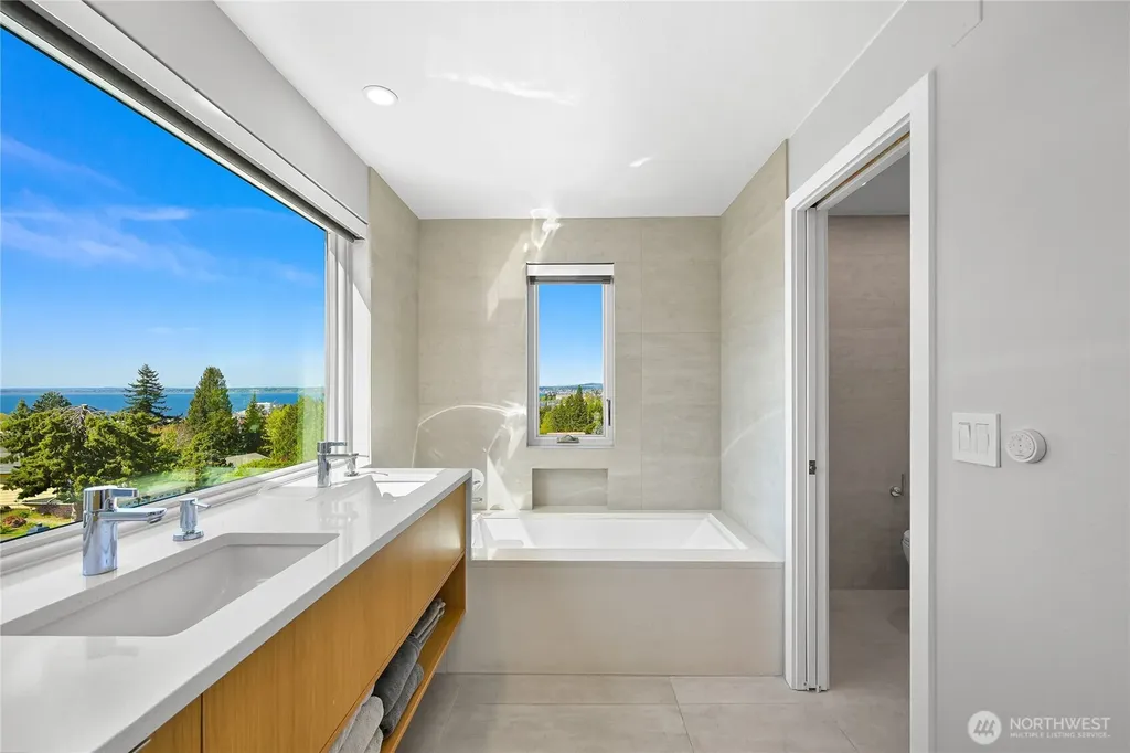 220 Bayside Road Bellingham WA 98225