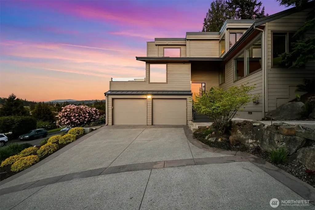 220 Bayside Road Bellingham WA 98225