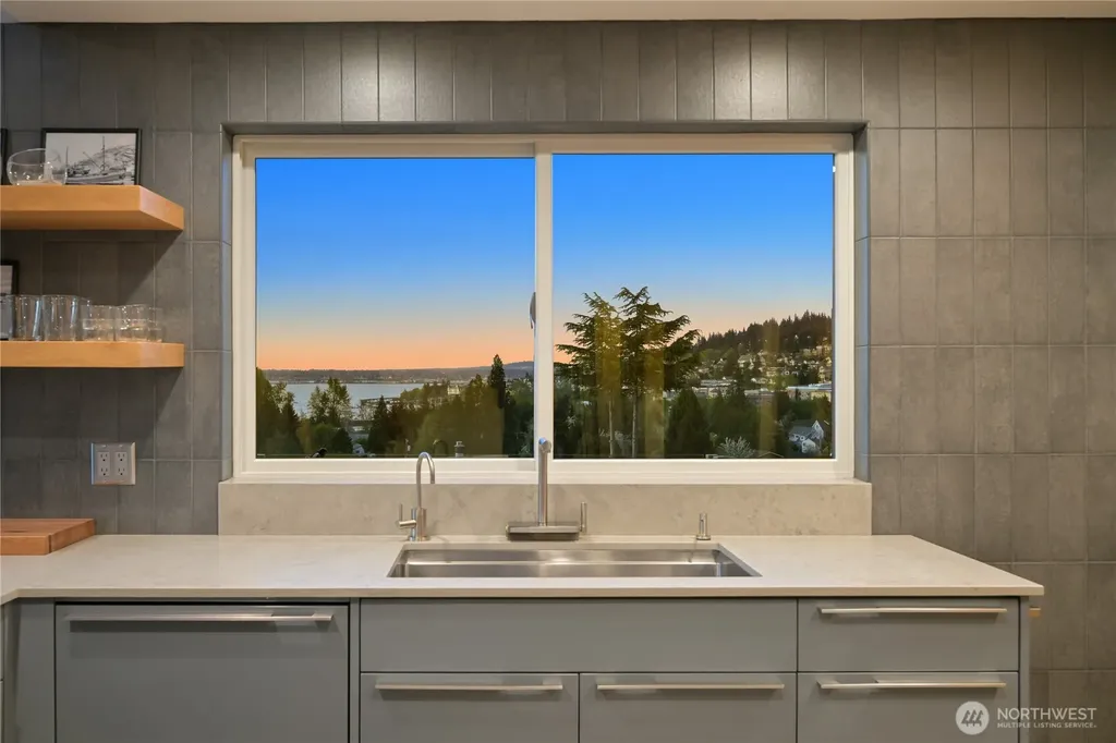 220 Bayside Road Bellingham WA 98225