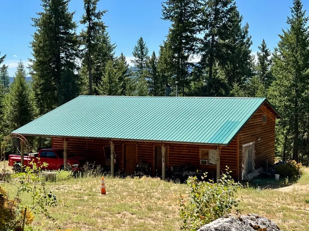 961 Seigel Hill Road Colville WA 99114