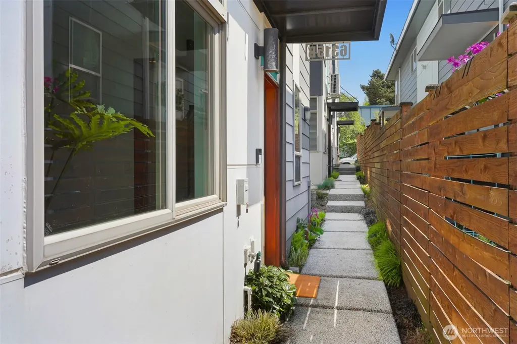 6315 42nd Avenue SW Seattle WA 98136