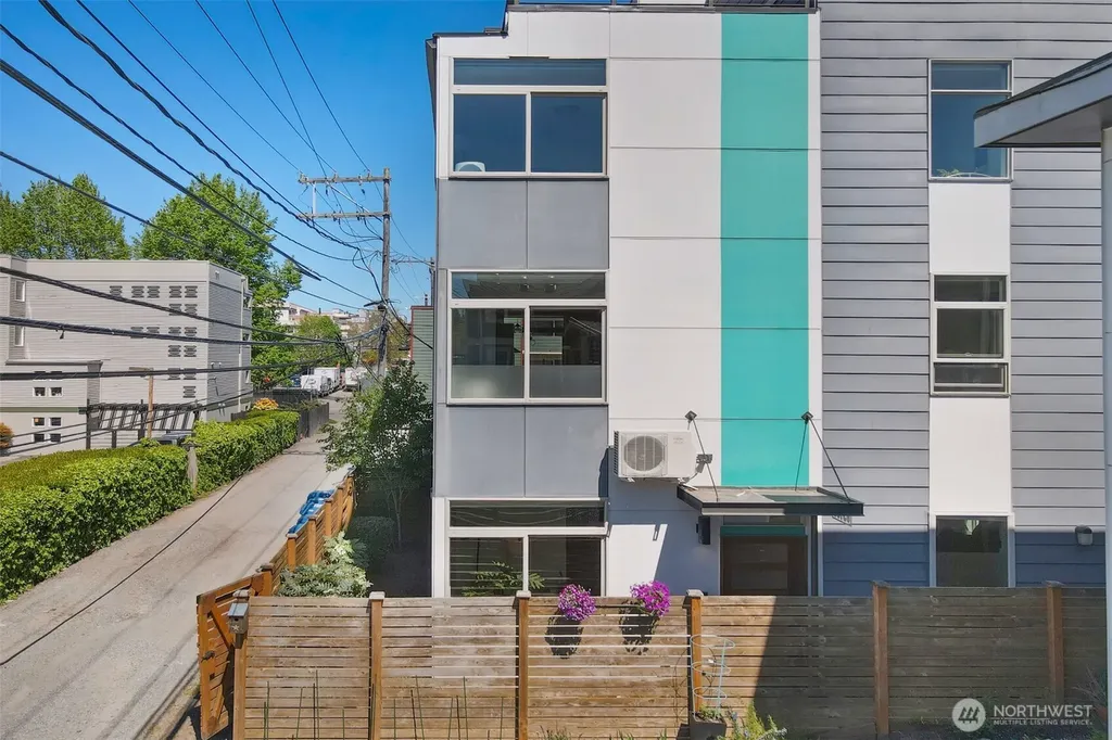 6315 42nd Avenue SW Seattle WA 98136