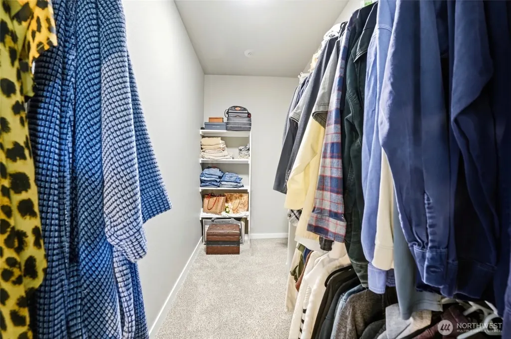 200 Red Hawk Drive Castle Rock WA 98611