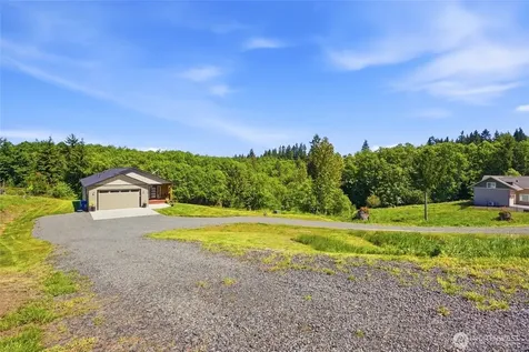 200 Red Hawk Drive Castle Rock WA 98611