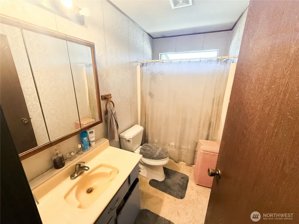 222 W Nelson Road Moses Lake WA 98837