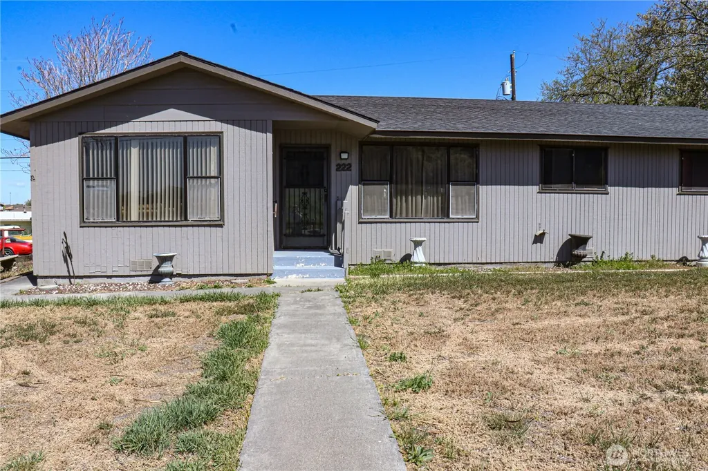 222 W Nelson Road Moses Lake WA 98837