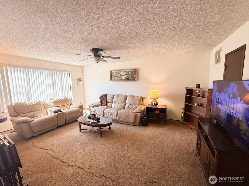 222 W Nelson Road Moses Lake WA 98837