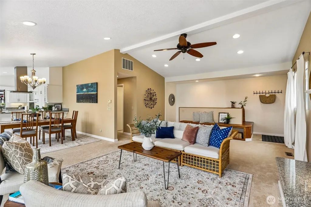 582 North Shore Boulevard Fox Island WA 98333
