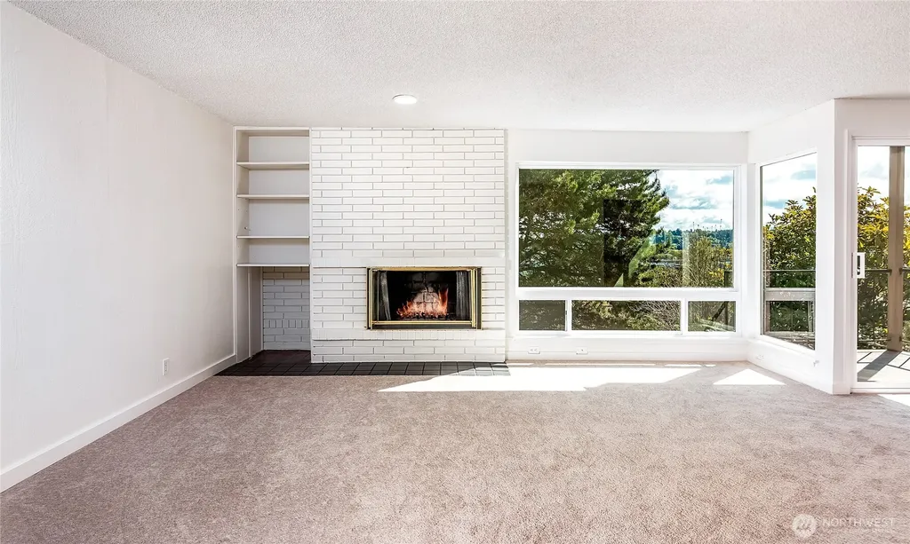 3424 25th Avenue W Seattle WA 98199