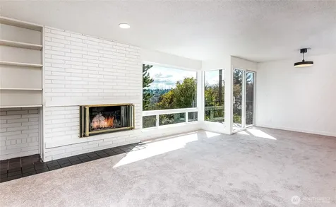 3424 25th Avenue W Seattle WA 98199