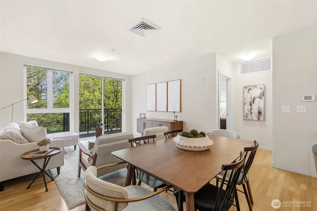 3104 Western Avenue Seattle WA 98121