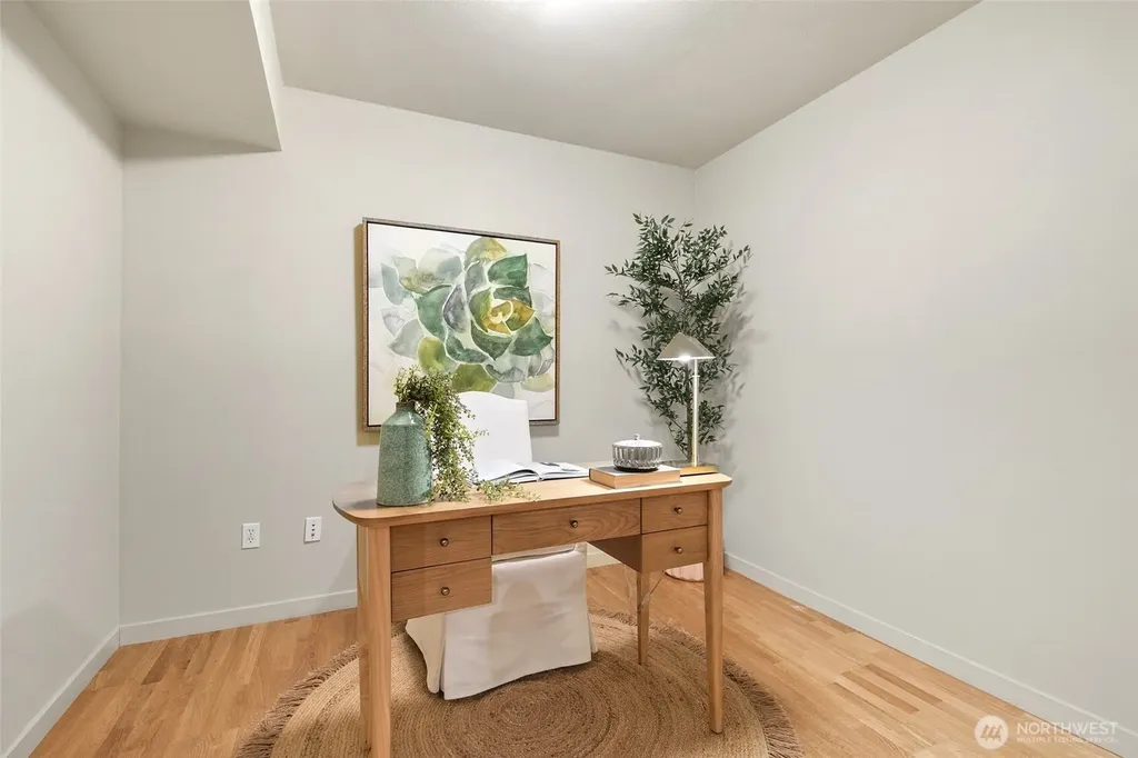 3104 Western Avenue Seattle WA 98121