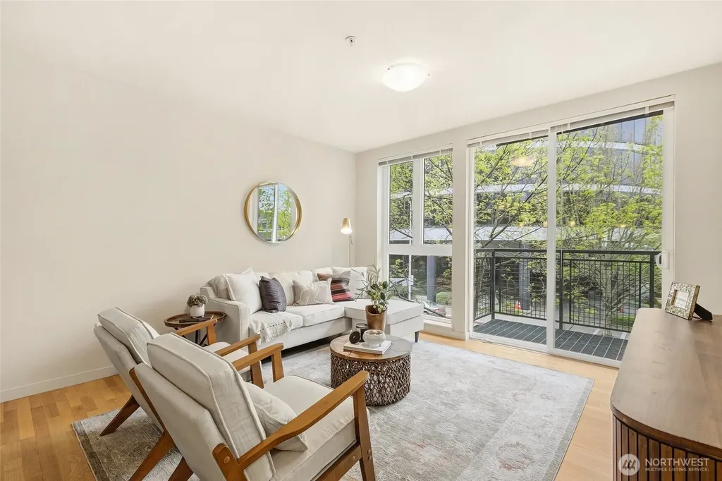 3104 Western Avenue Seattle WA 98121